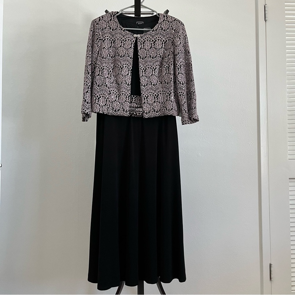Jessica Howard JH Evenings Black Dress with Lace Embroidered Jacket